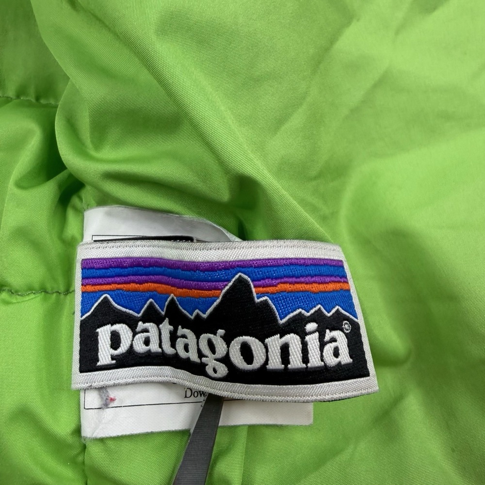Patagonia Down Sweater Insulated Puffer Jacket Full Zip Green Boys Size L (12) - Picture 4 of 13